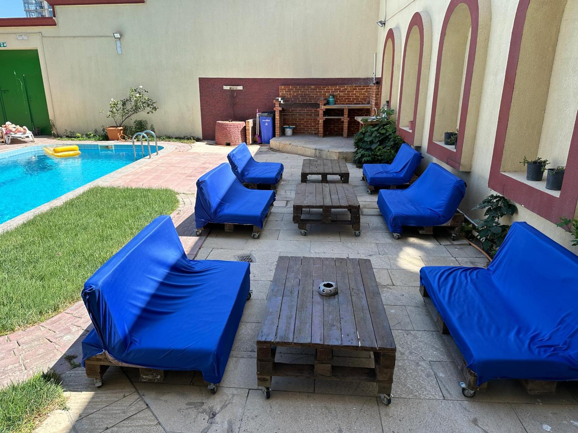 Red Roof Seaview Hotel Baku Exterior photo