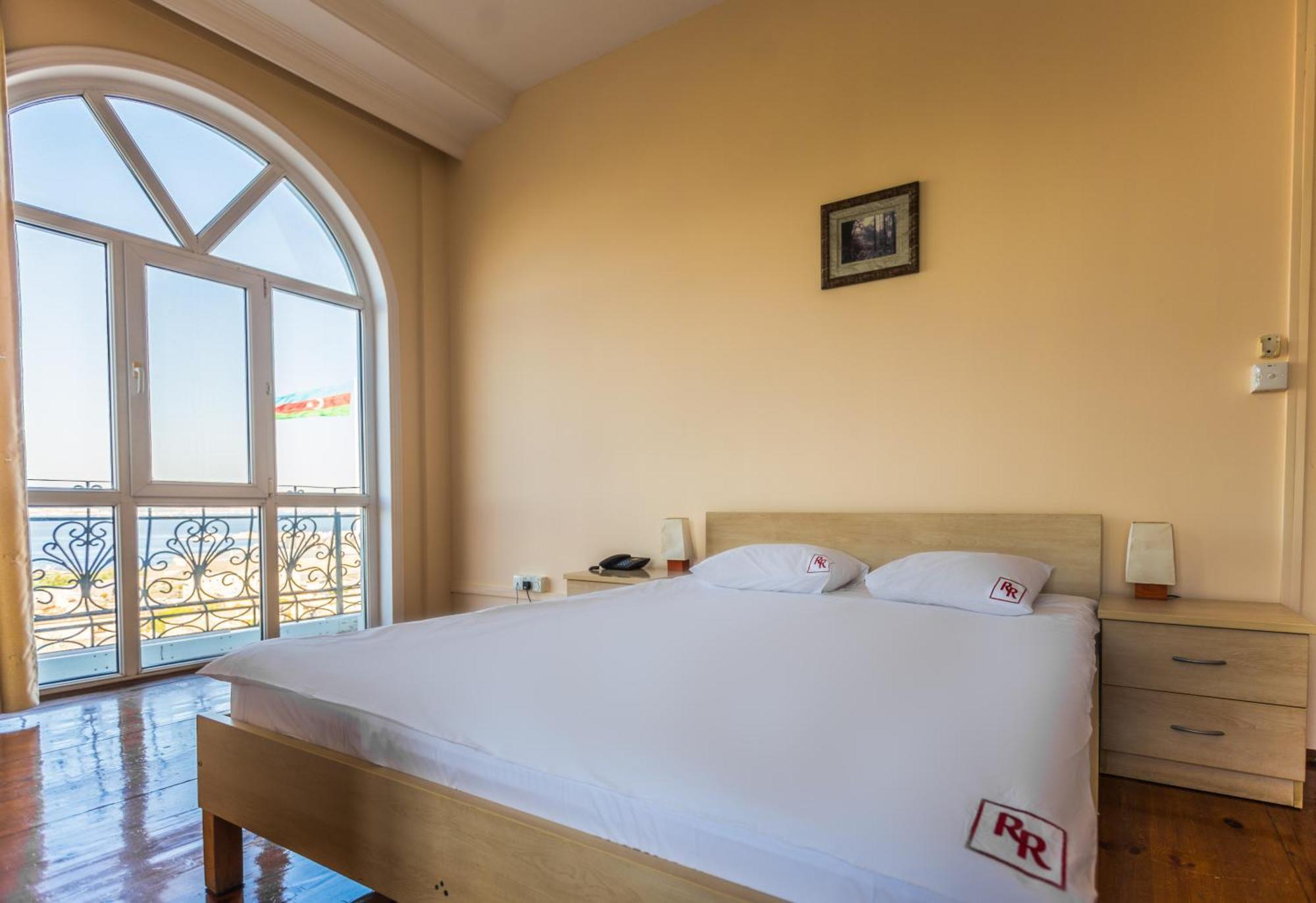 Red Roof Seaview Hotel Baku Exterior photo